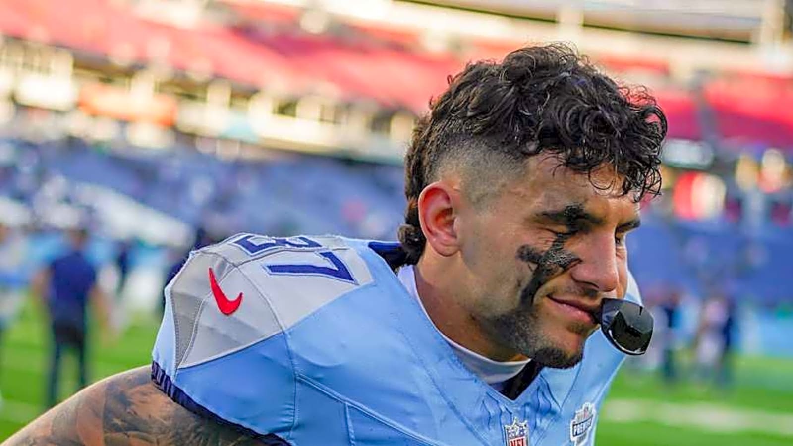 Titans Rookie WR Carted Off vs. Jaguars