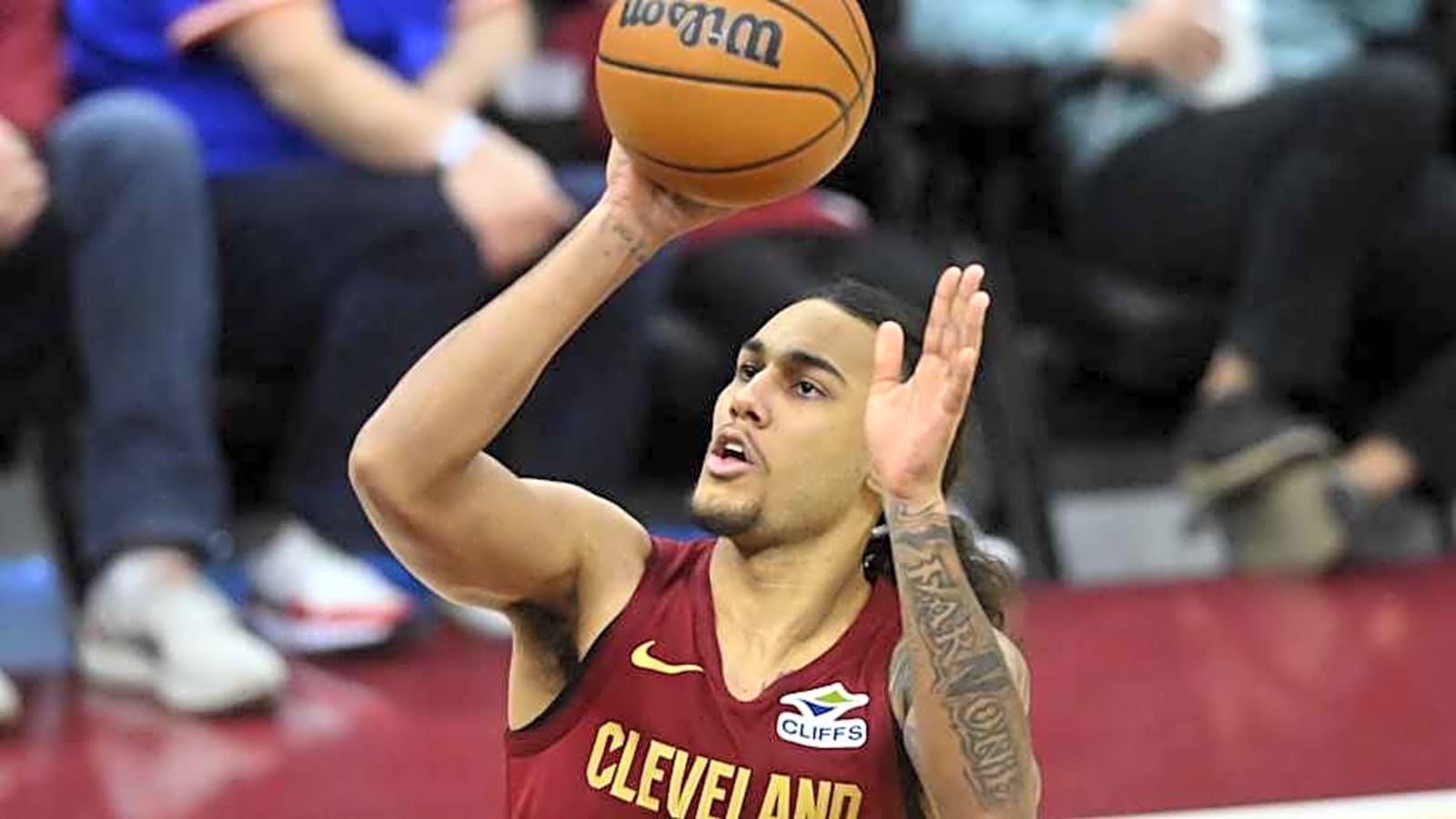 Jaylon Tyson Sits Out Cavs&#39; Summer League Game With an Injury