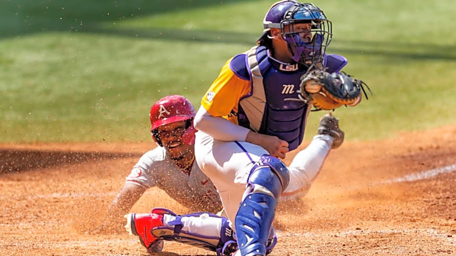 Time to make small tweak to College World Series