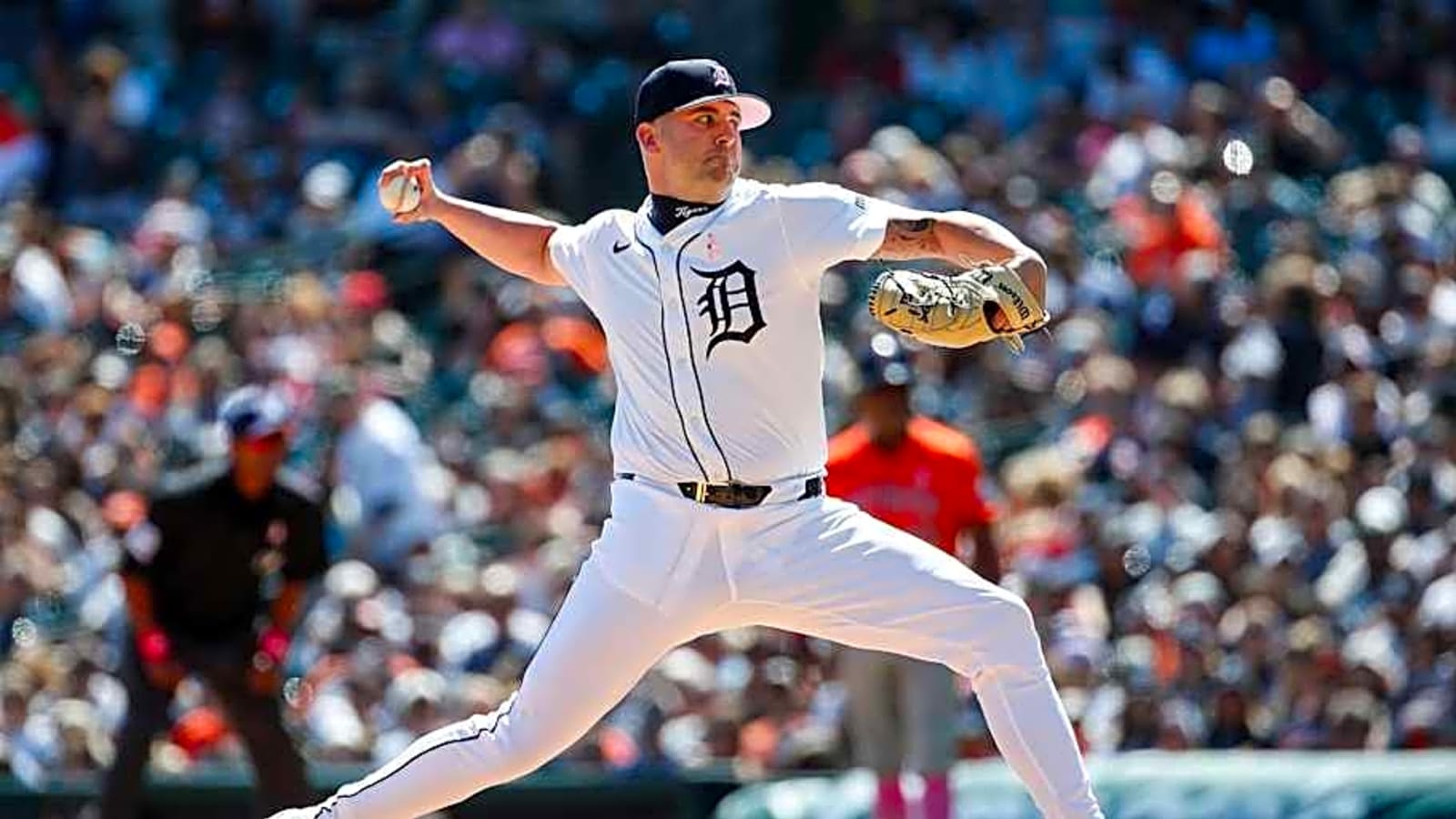 Tigers Officially Call-Up Intriguing Reliever, Option Former Closer