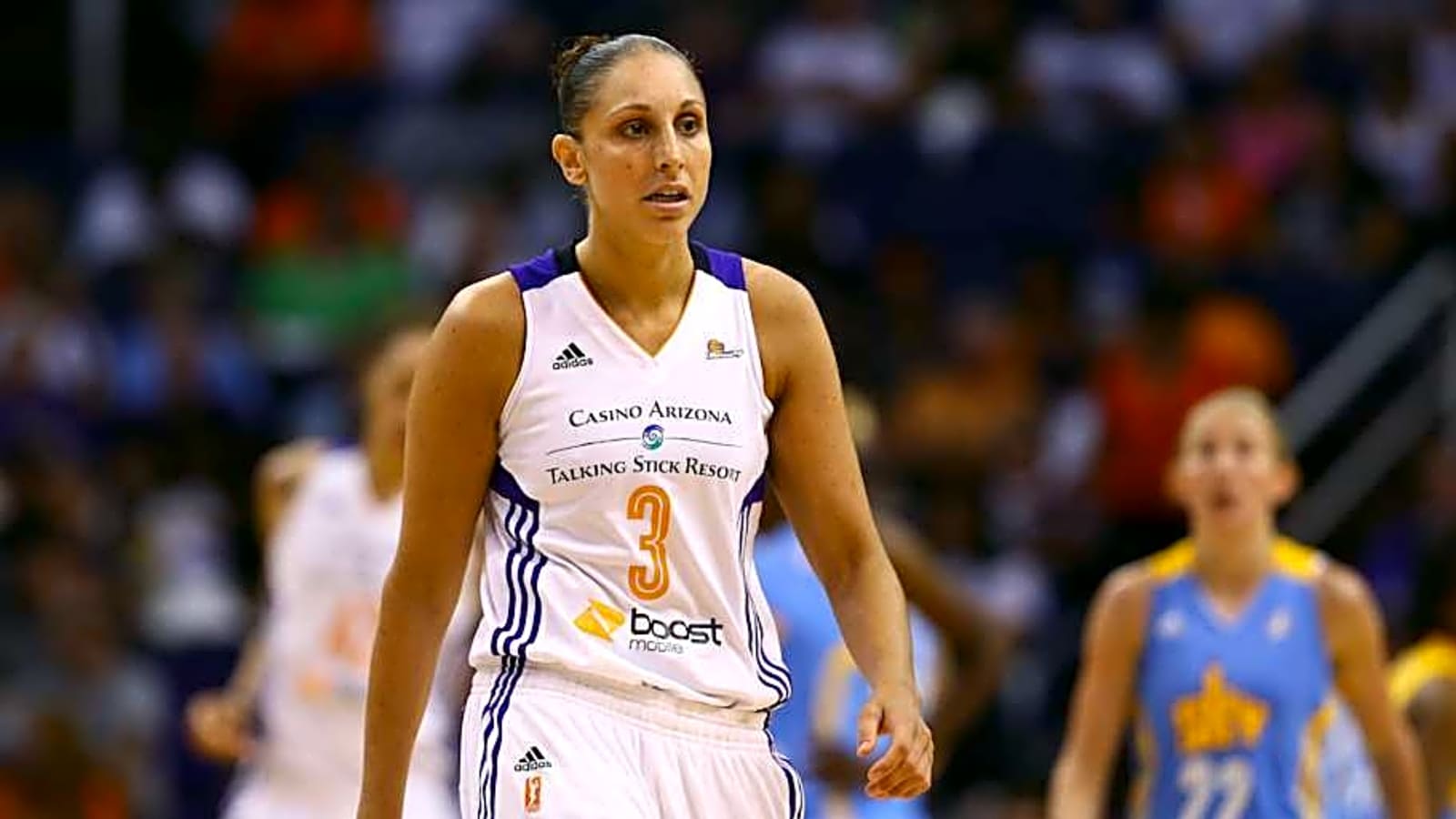 Phoenix's Stars Come To Play, Defeat An Eastern Conference Team