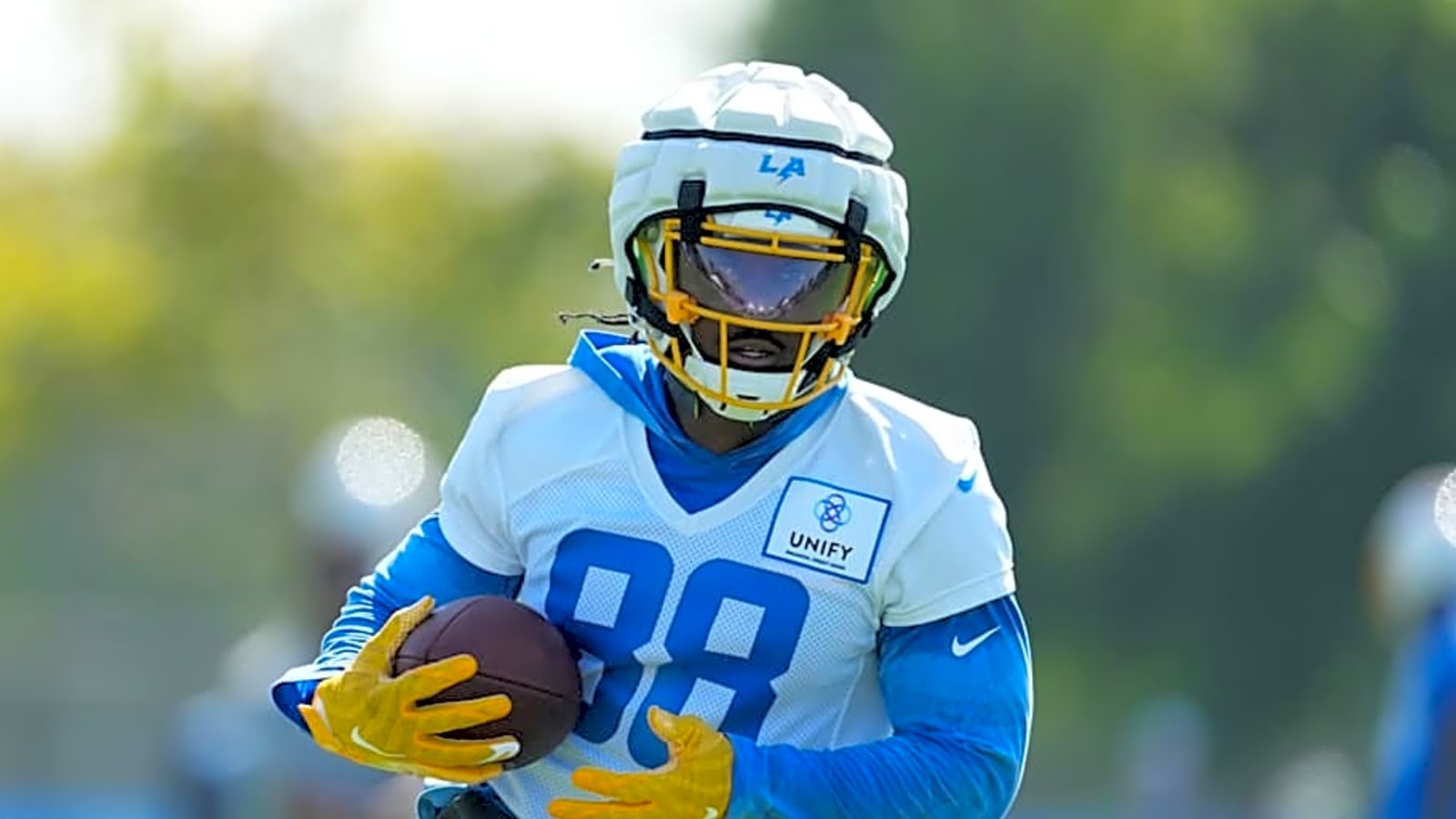 Former Chargers draft pick signs with Texans in free agency
