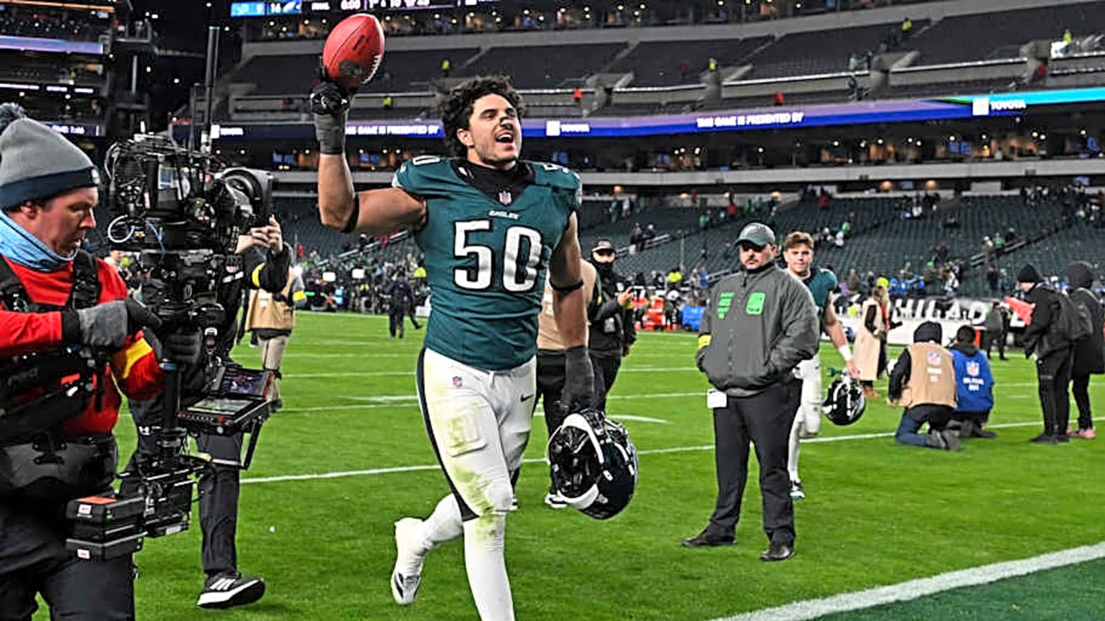 Phillips Clears Up Feelings About Dolphins