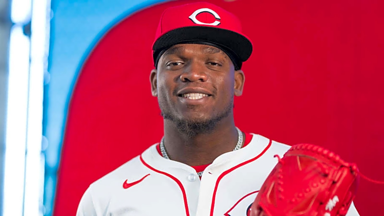 Report: Cincinnati Reds to Call Up 20th-Ranked Prospect Luis Mey