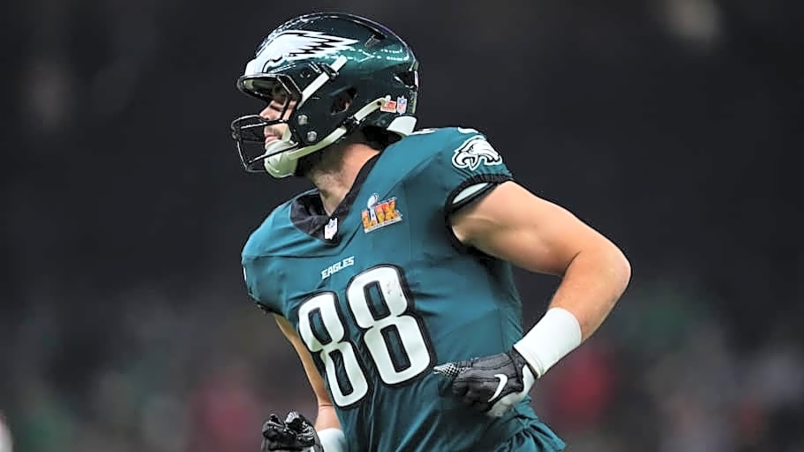 Latest 2026 NFL mock draft has Eagles selecting Dallas Goedert&#39;s replacement
