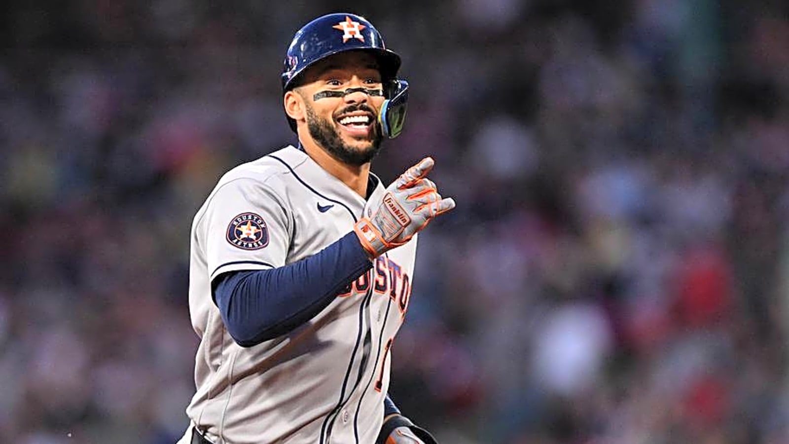 Mets, Giants Get Last Laugh After Carlos Correa News