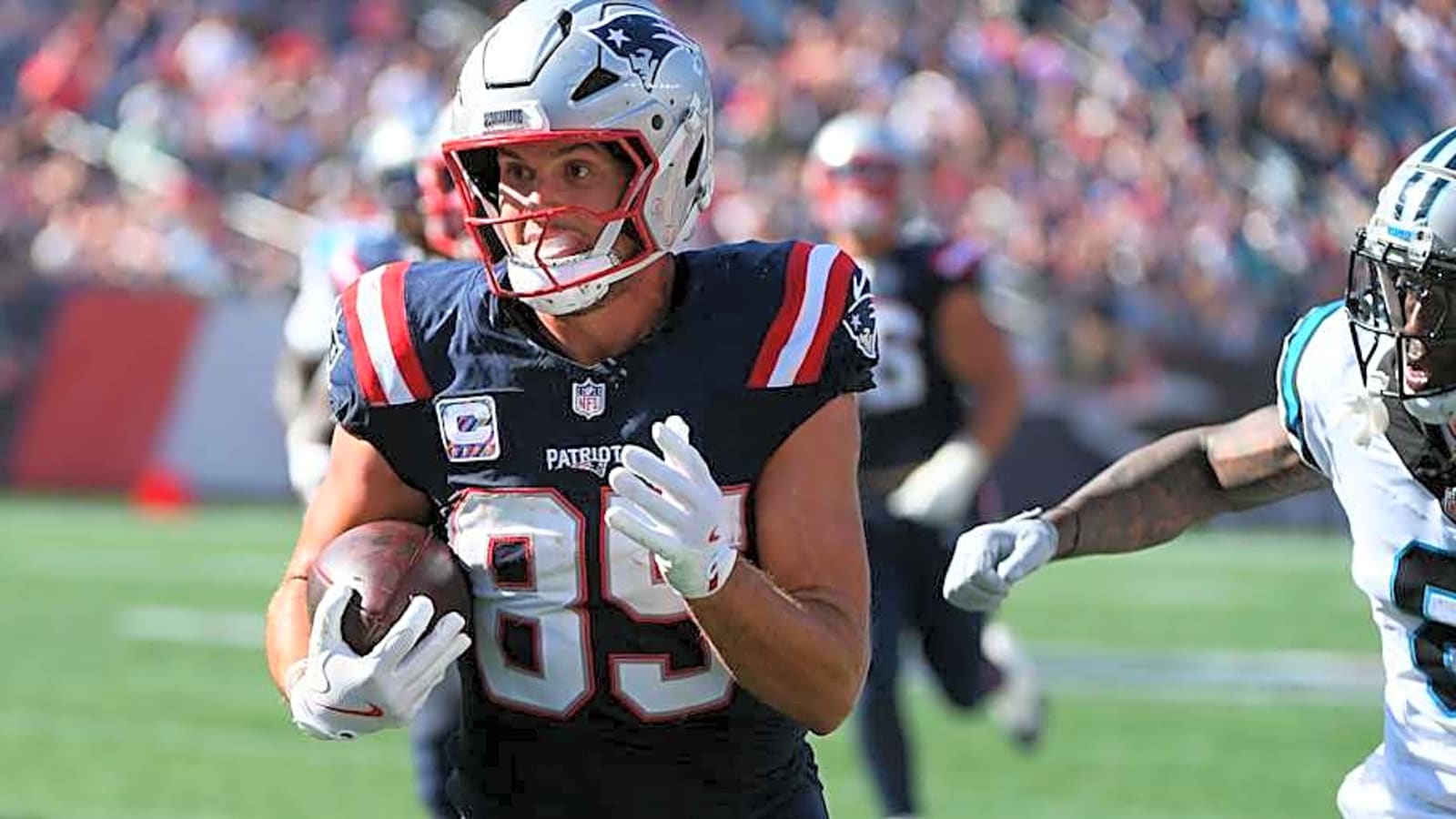 Hunter Henry Among Five Patriots to Watch vs. Buccaneers