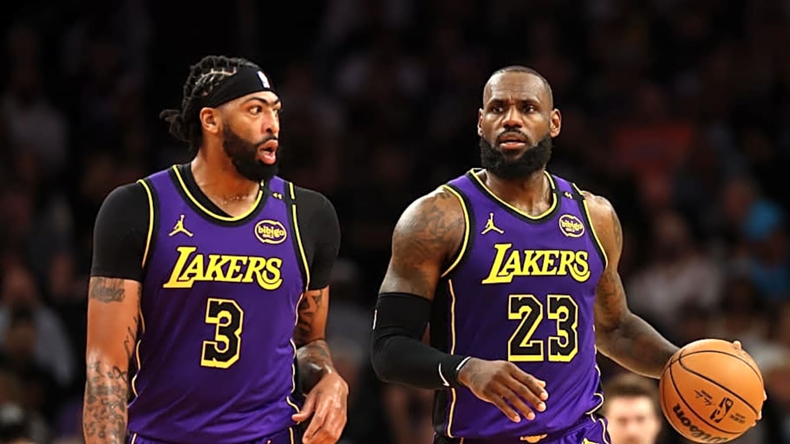 Projected trade between Lakers, Mavericks teams LeBron James up with former teammates