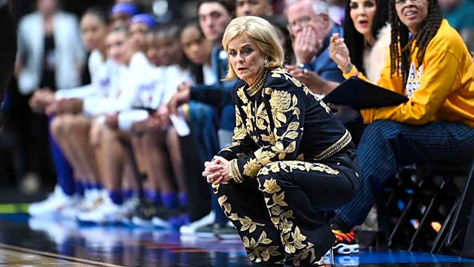 Kim Mulkey, LSU Women&#39;s Basketball Contender for Five-Star, No. 1 Center in America