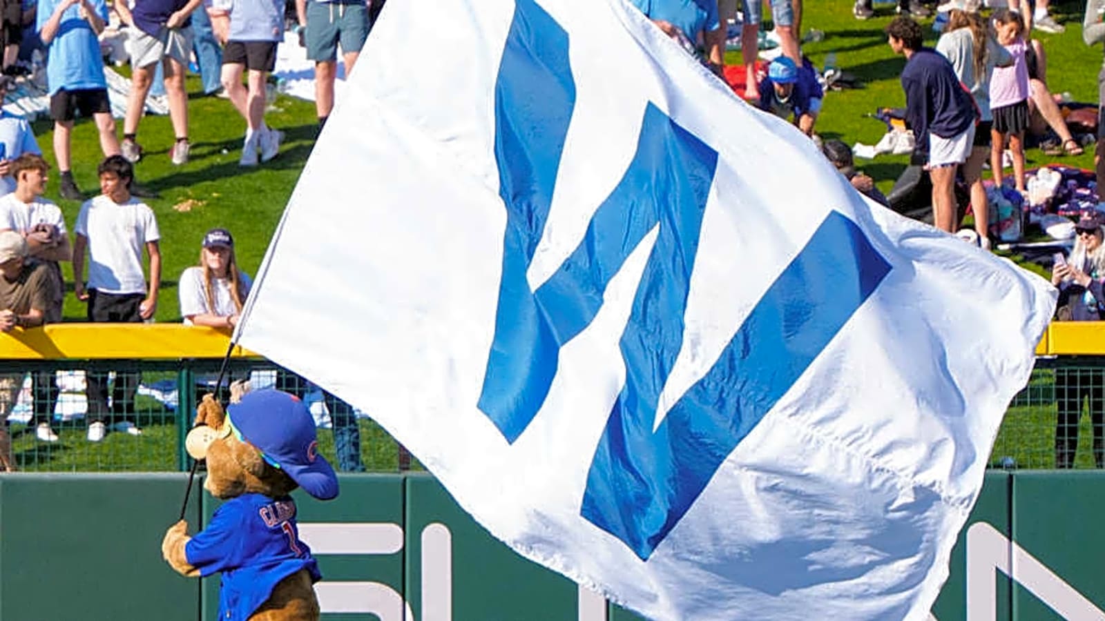 Cubs Can Form Insane Bullpen by Reuniting With World Series Hero at Trade Deadline