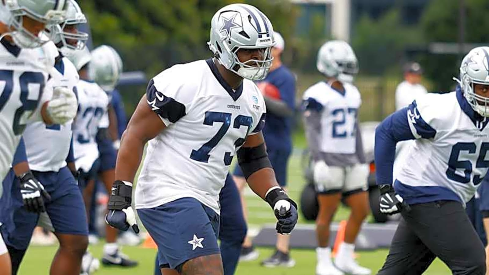 Cowboys superstar offensive lineman named to ‘All-Bargain’ team