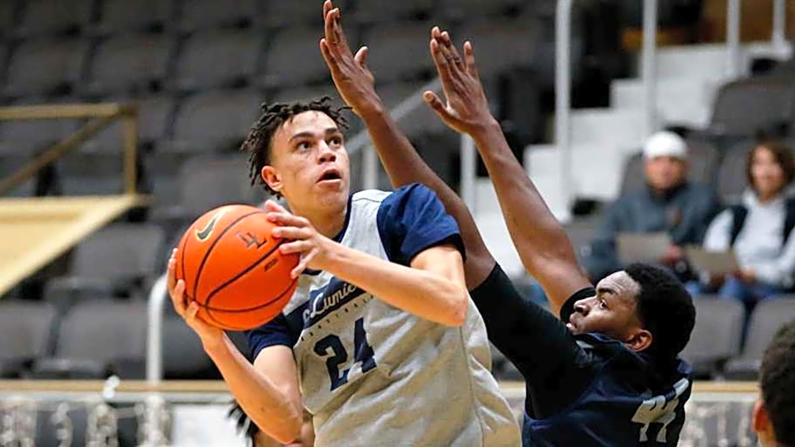 Spartans Falling Behind in Battle for Darius Adams?
