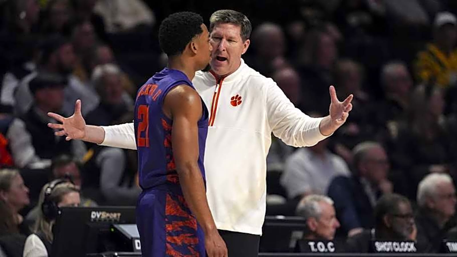 The Troubling Pattern Clemson Basketball Can’t Shake
