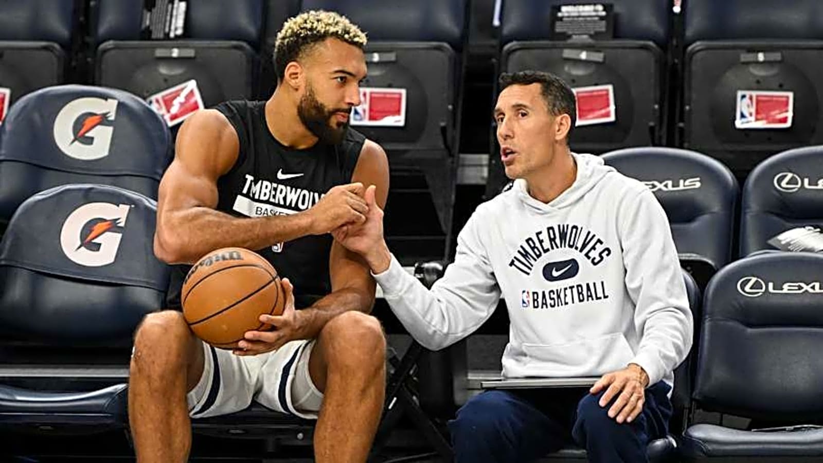 Popular assistant coach remaining with Wolves despite Knicks&#39; interest