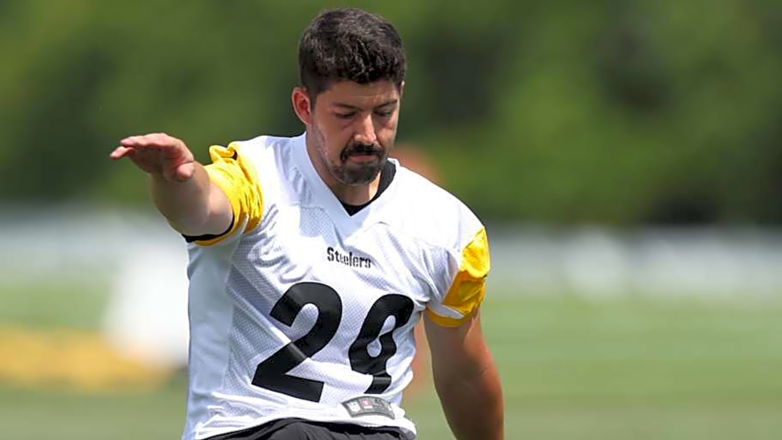 NY Giants Sign Another Kicker to Their Practice Squad