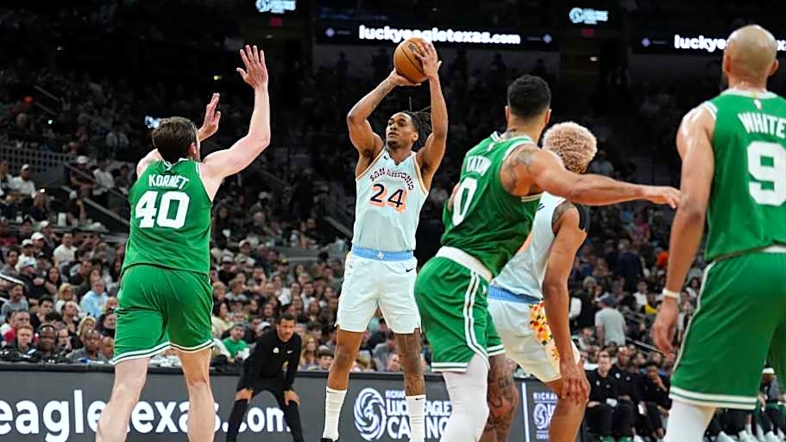 New Report On Spurs Eyeing Celtics, 76ers Free Agents