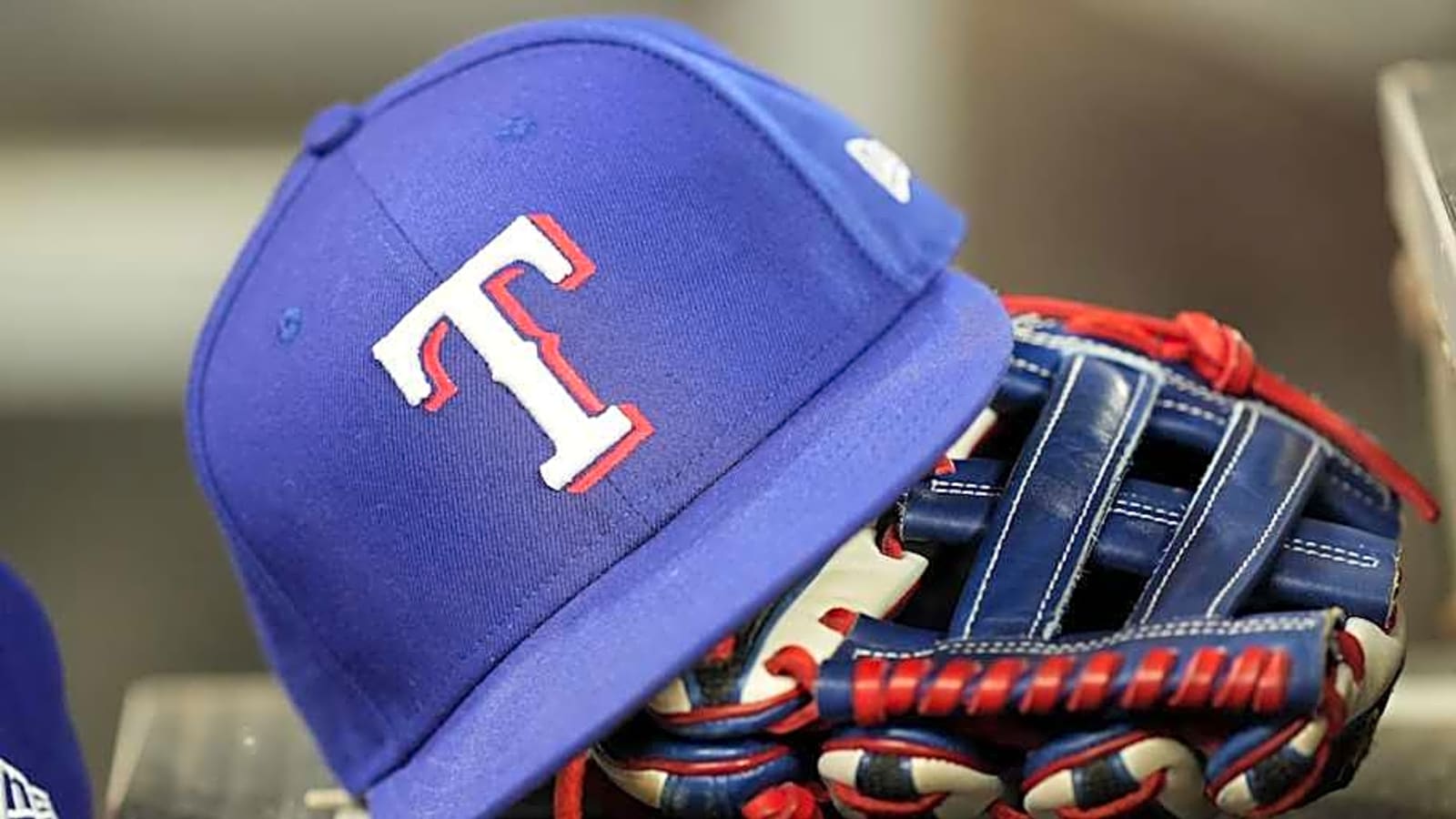 Rangers Reportedly Reunite with Fan Favorite Former World Series Hero