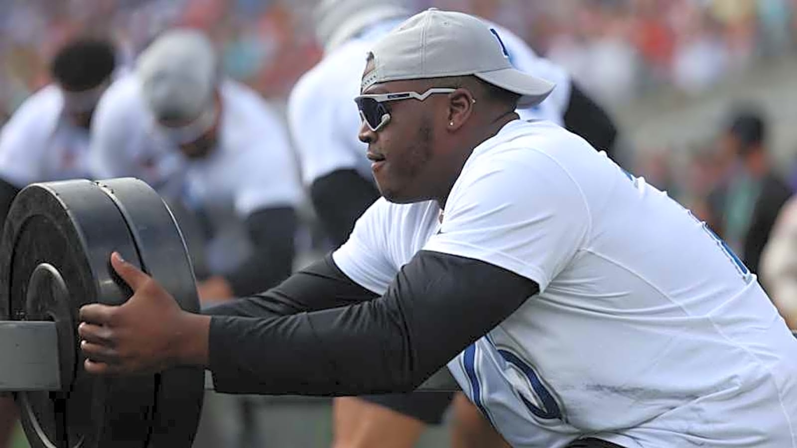 Cowboys All-Pro guard snubbed from top 25 players under 25 list