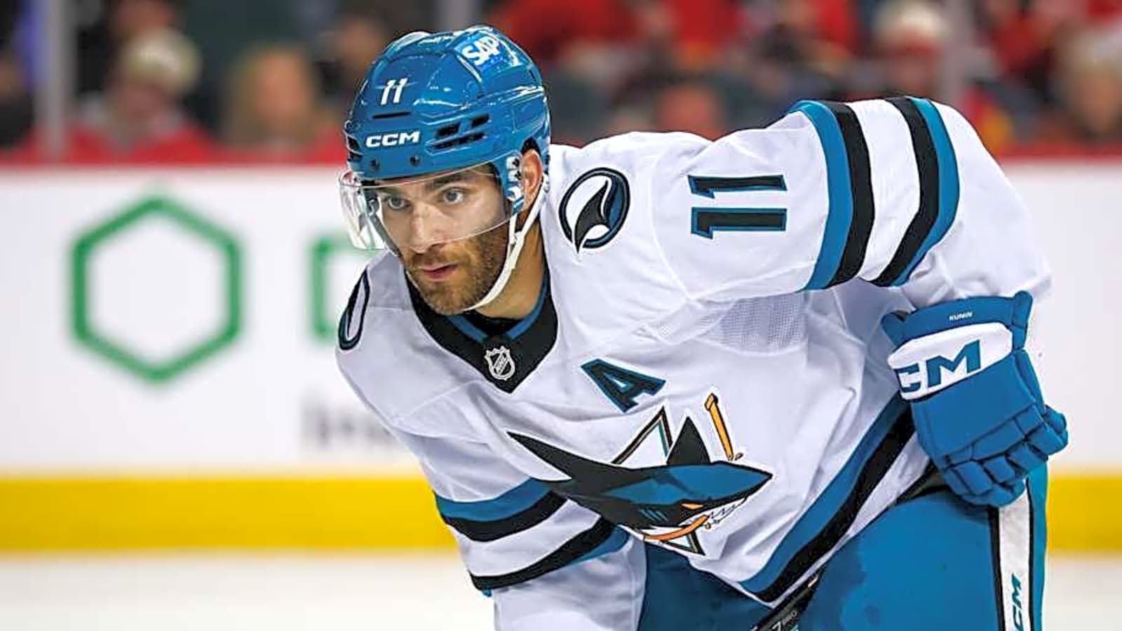 Panthers Sign Former Sharks Forward