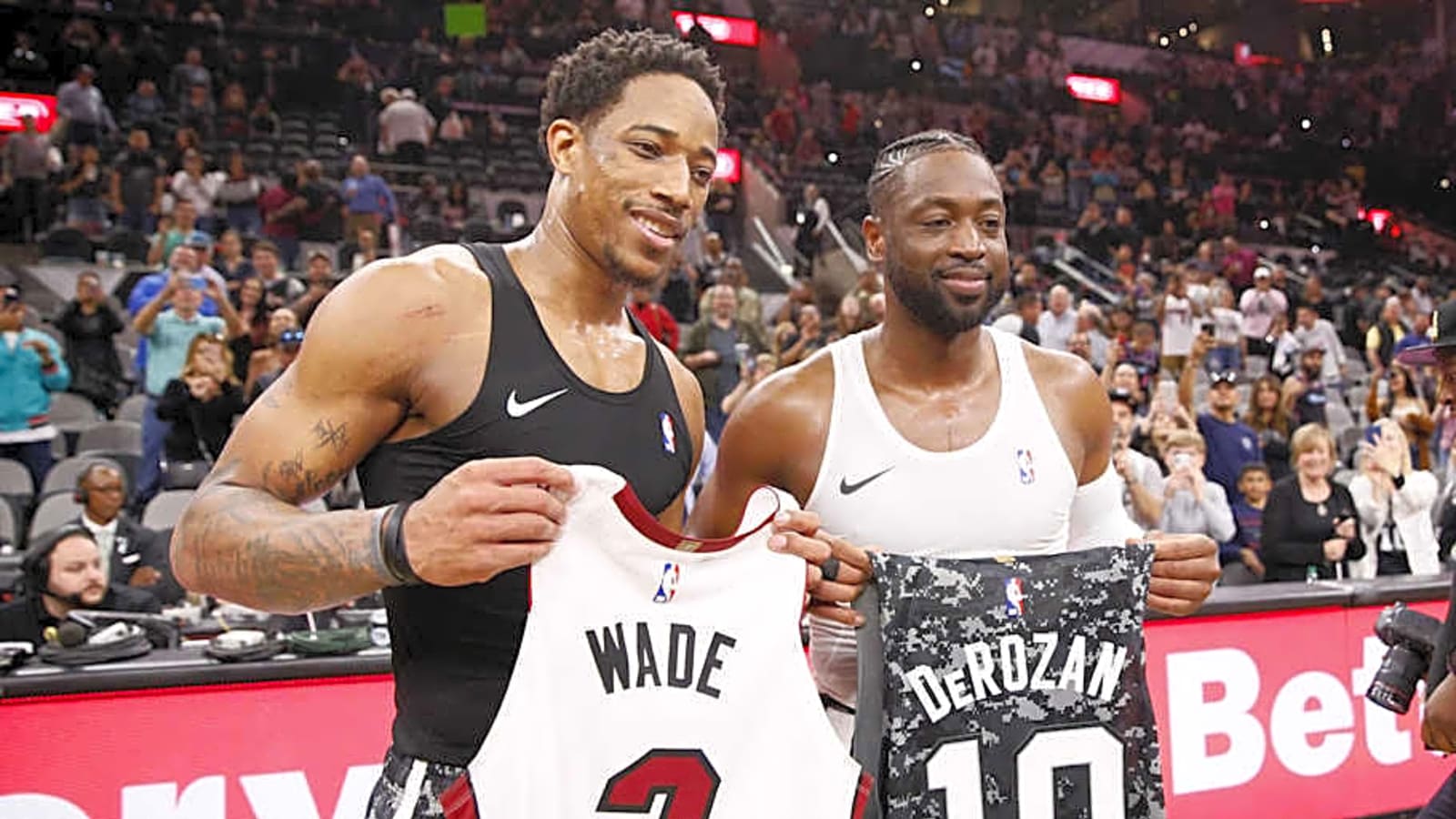 NBA Legend Dwyane Wade Reacts To DeMar DeRozan&#39;s Instagram Post