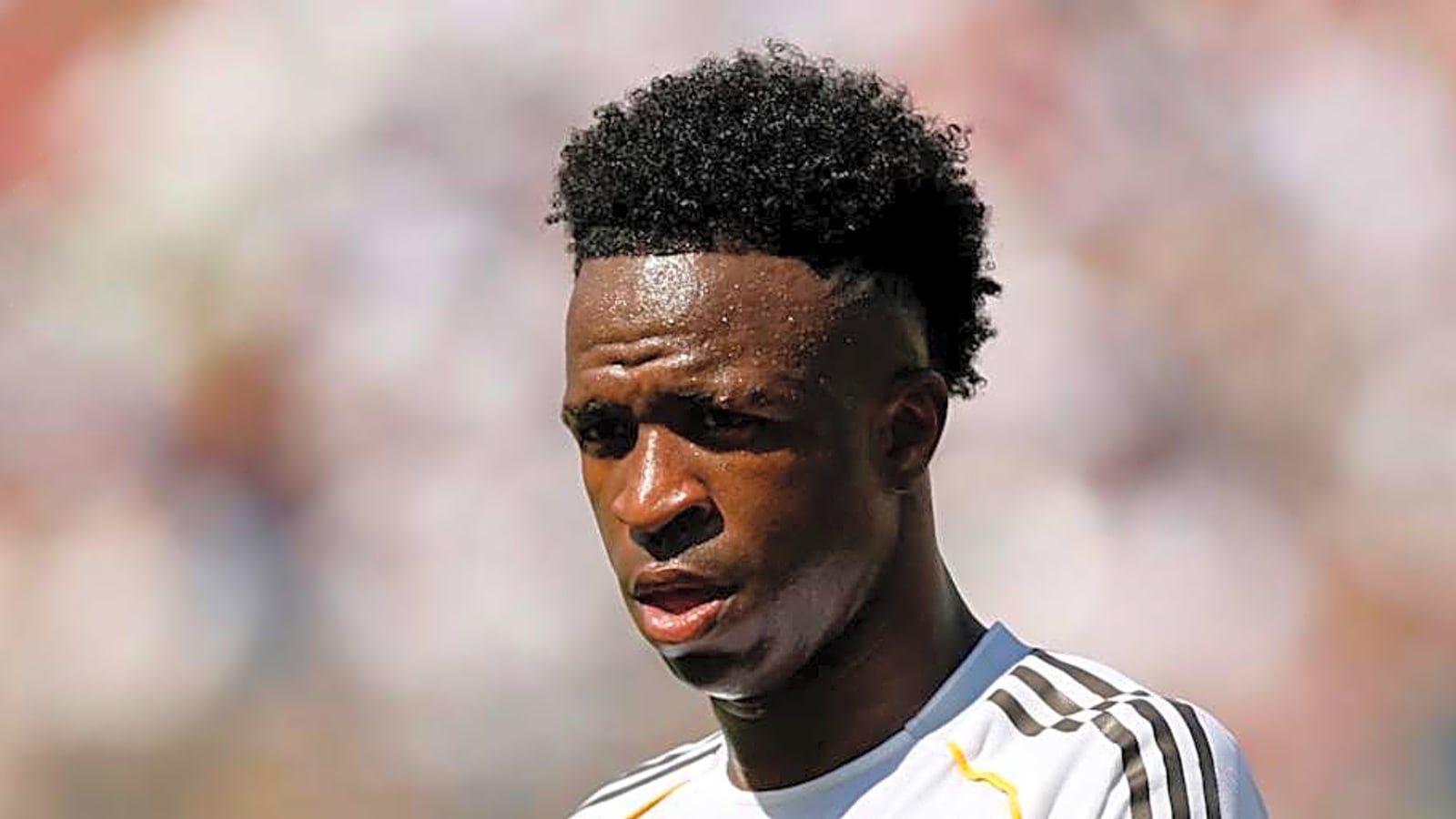 Real Madrid Transfer News: Vinicius Jr., Rodrygo, Konate, Saliba & More - August 17, 2025