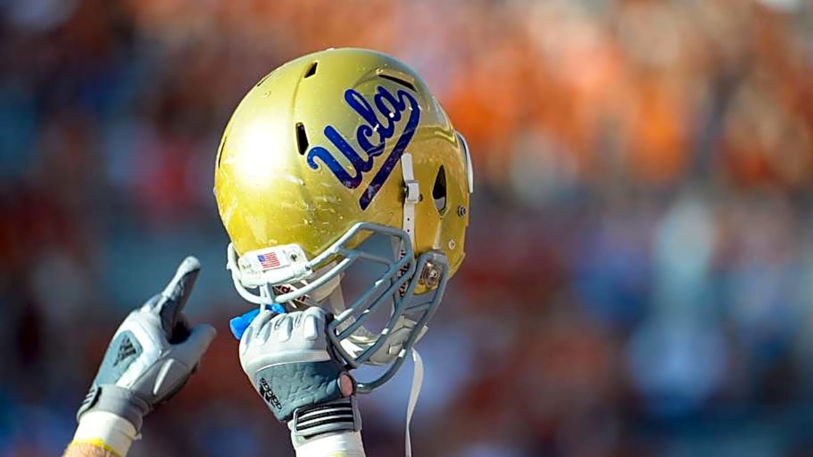  Bruins Land 3-Star DE David Schwerzel