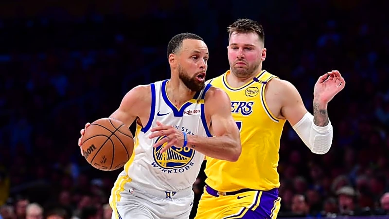 Warriors Announce Starting Lineup vs Lakers on Opening Night