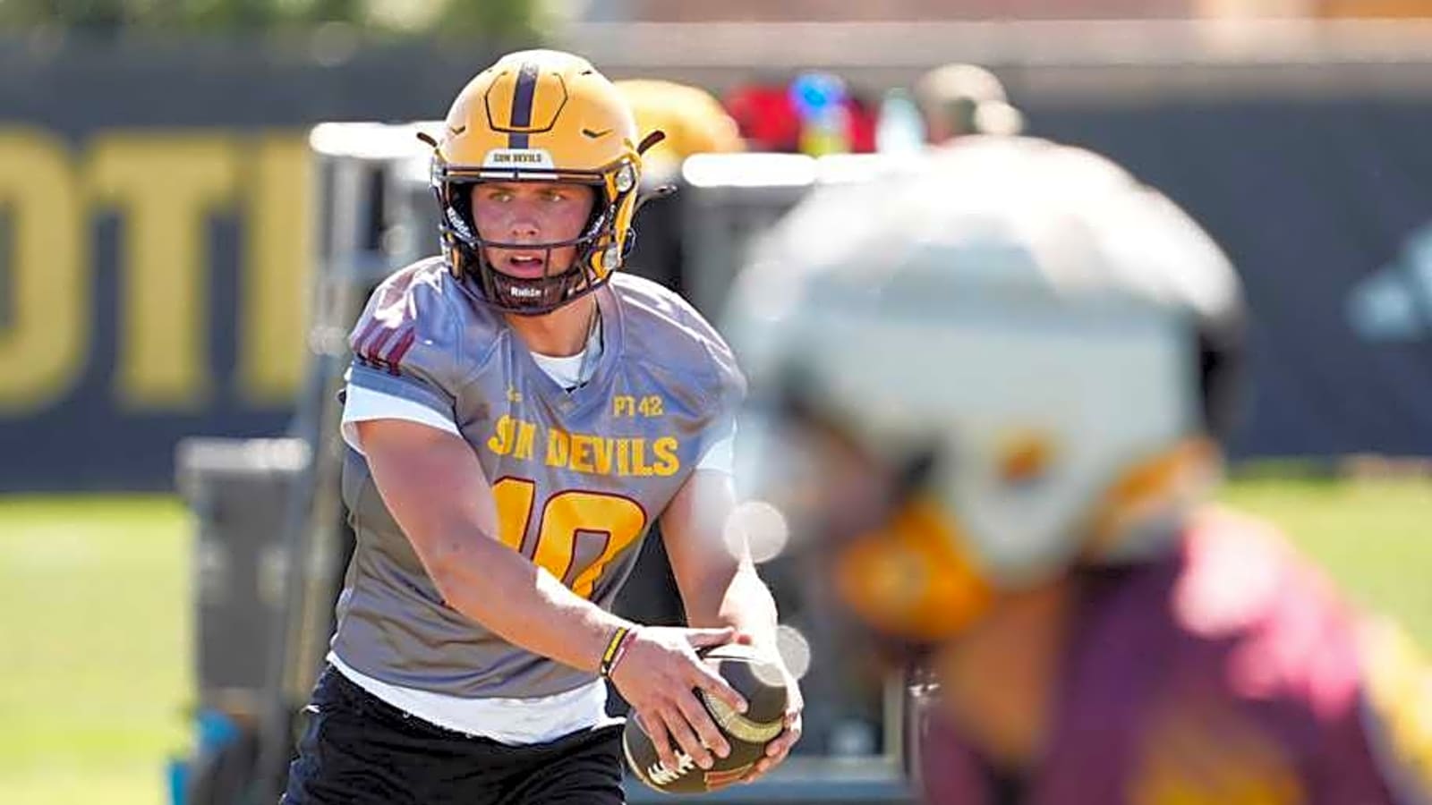 Sam Leavitt Discusses Manning Passing Camp, More