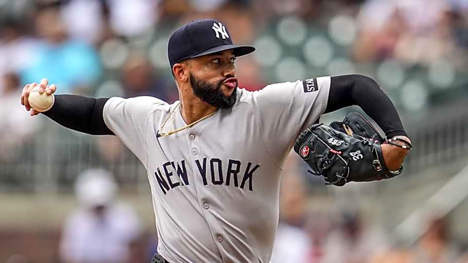 Yankees Traded Flourishing Infielder for Struggling Closer