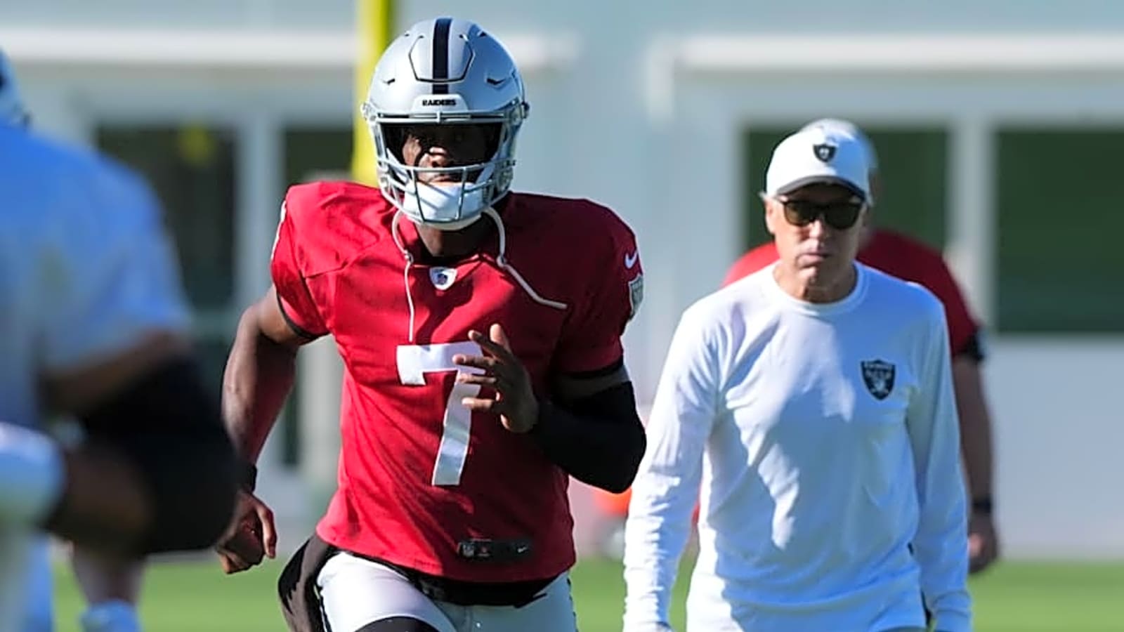Raiders&#39; Geno Smith Is Building Winning Habits