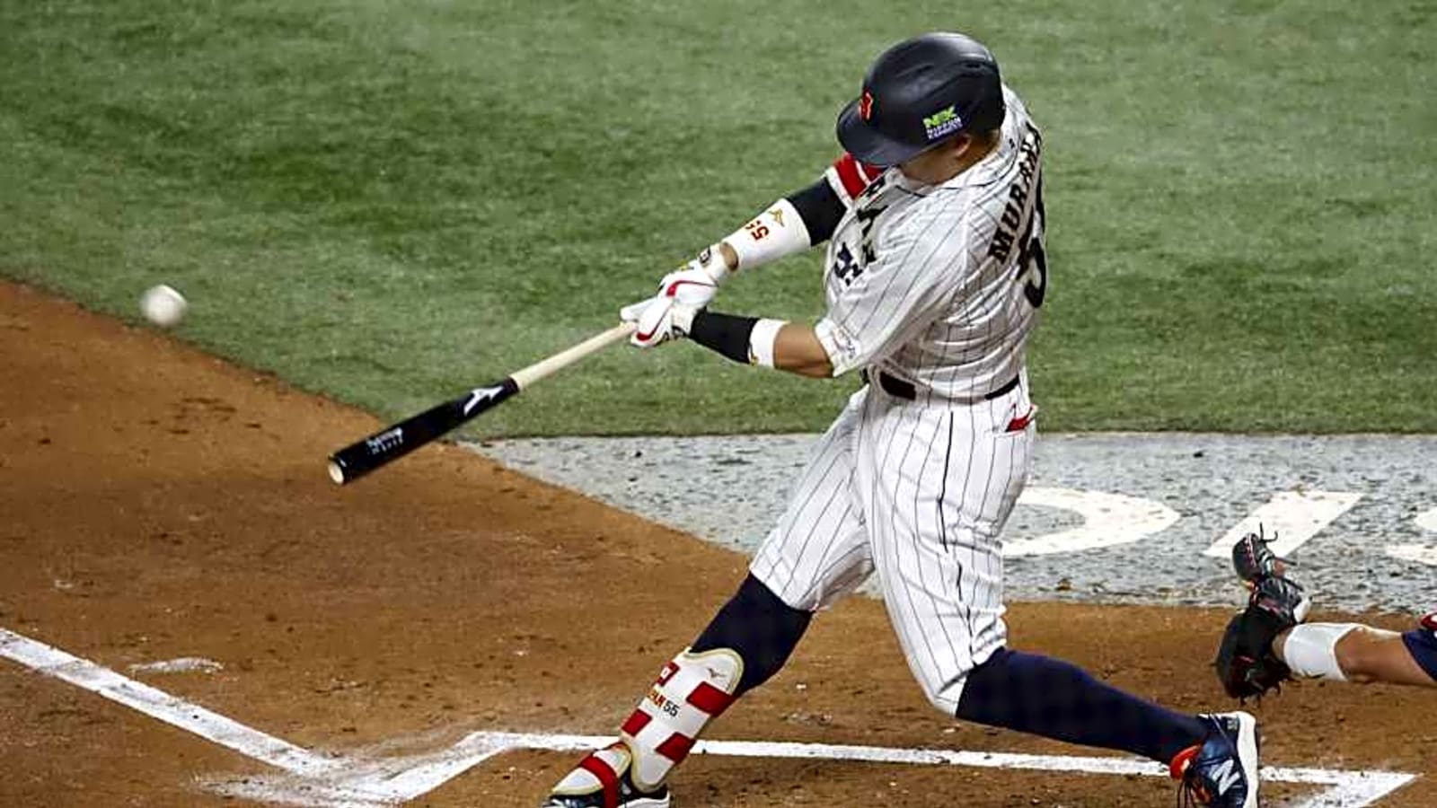 Dodgers Named Possible Fit for Superstar Japanese Slugger