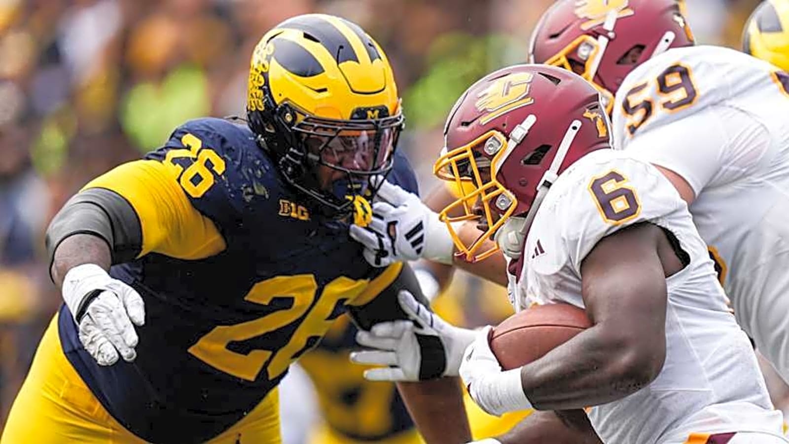 Michigan football gains huge addition to recruiting visitors list for Wisconsin game