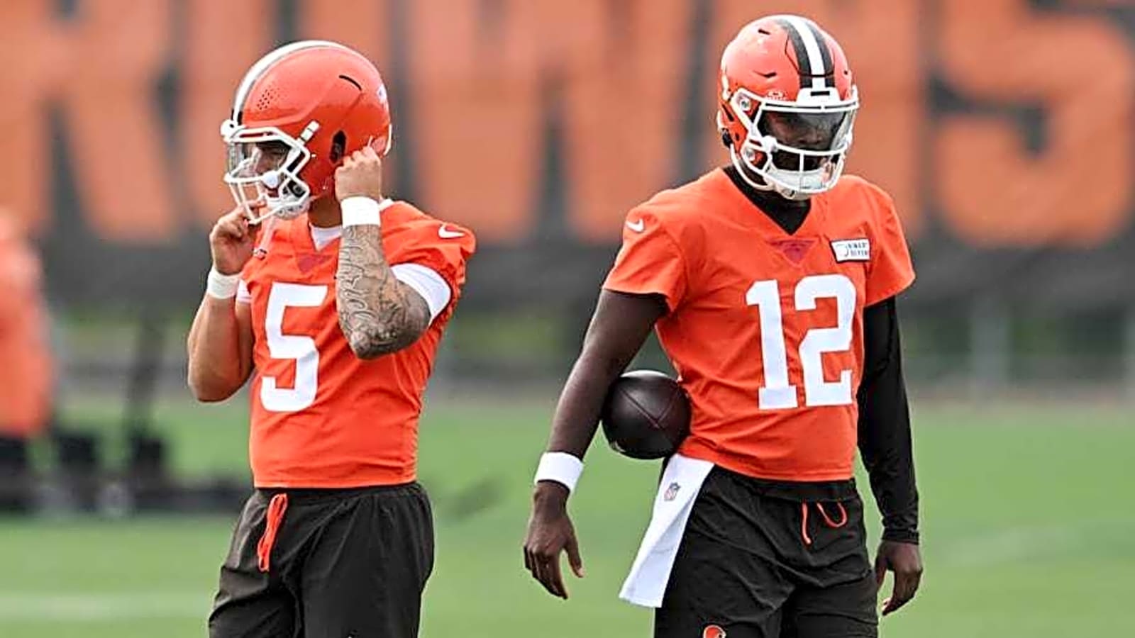 NFL Insider Brutally Roasts Cleveland Browns Rookie QB