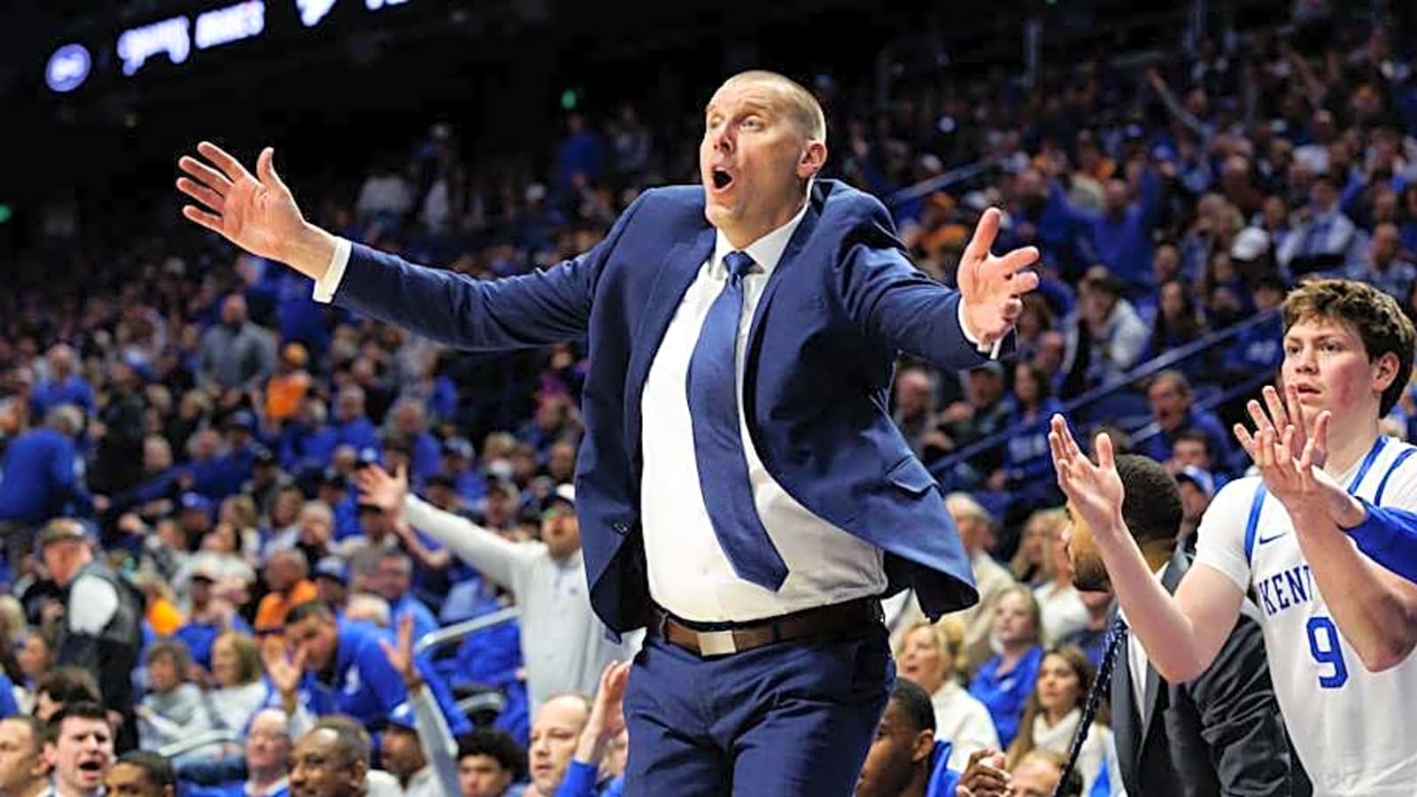 Mark Pope isn&#39;t 'ducking the smoke' when it comes to Kentucky&#39;s high expectations