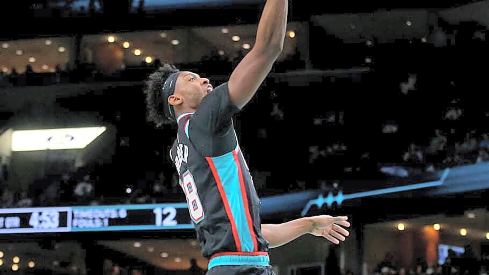 Grizzlies giving shots to former first round picks