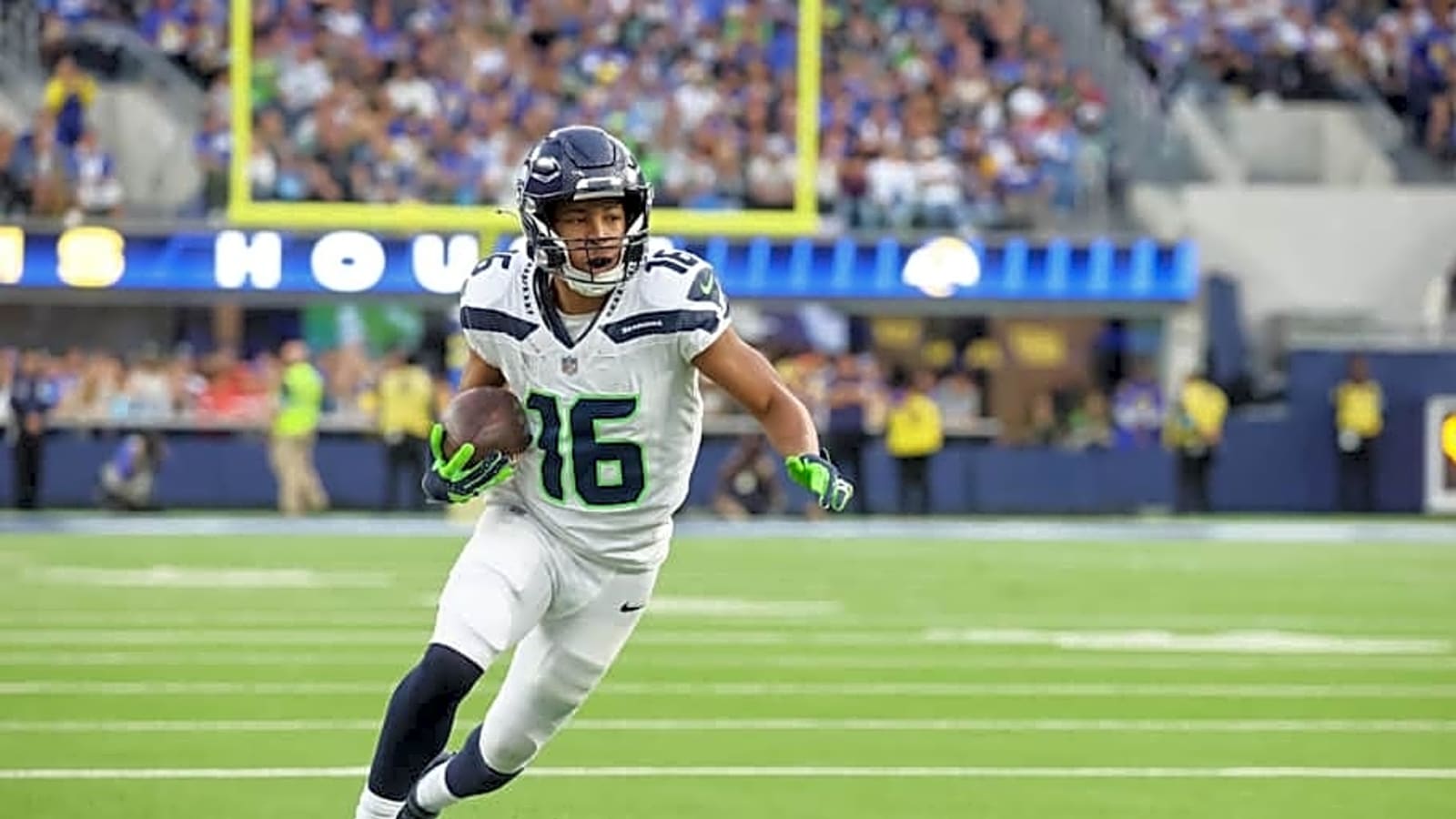 Titans WR Explains Leadership Role