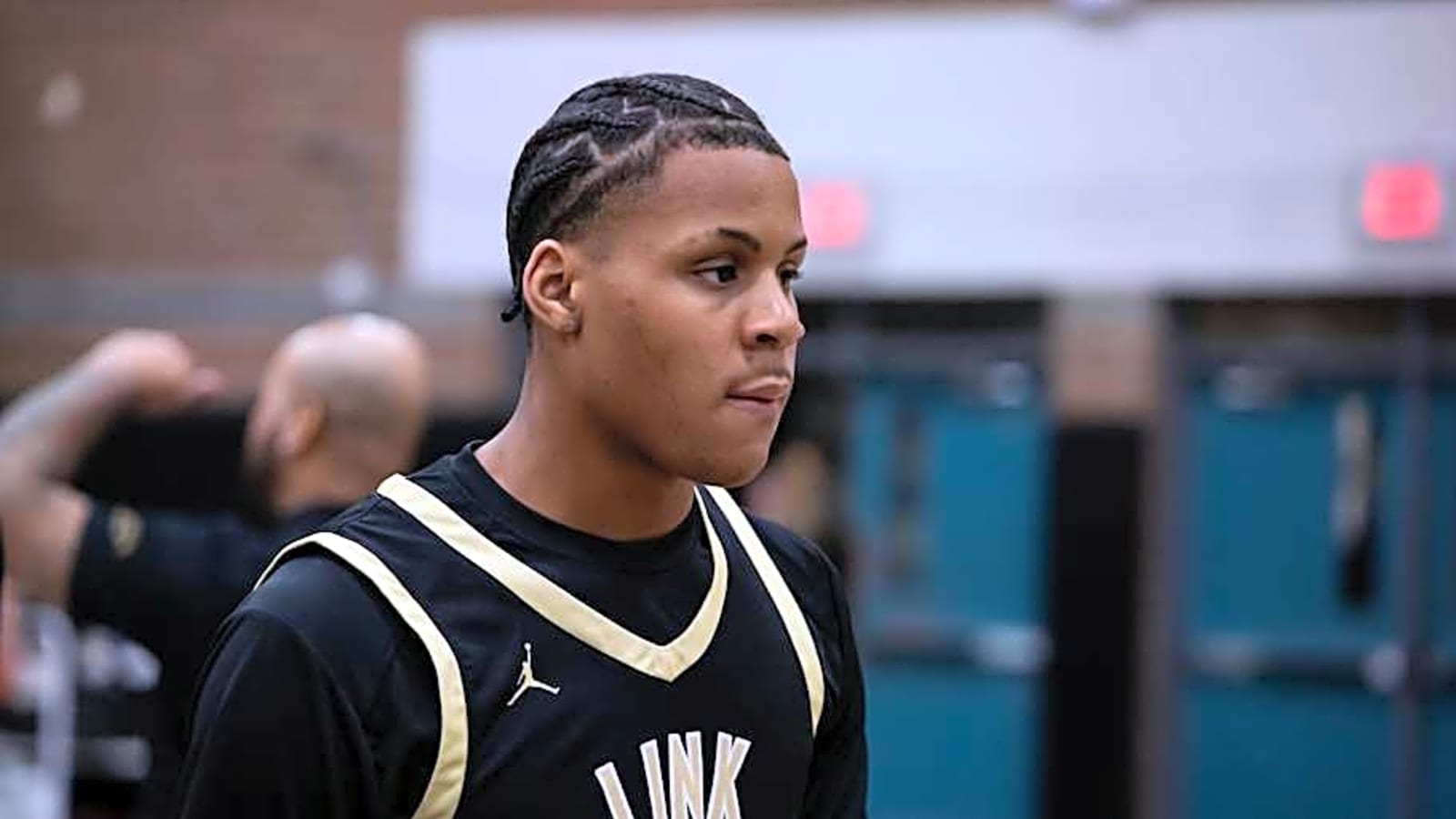 Texas A&M Battling Buzz Williams, Maryland for 4-Star Forward