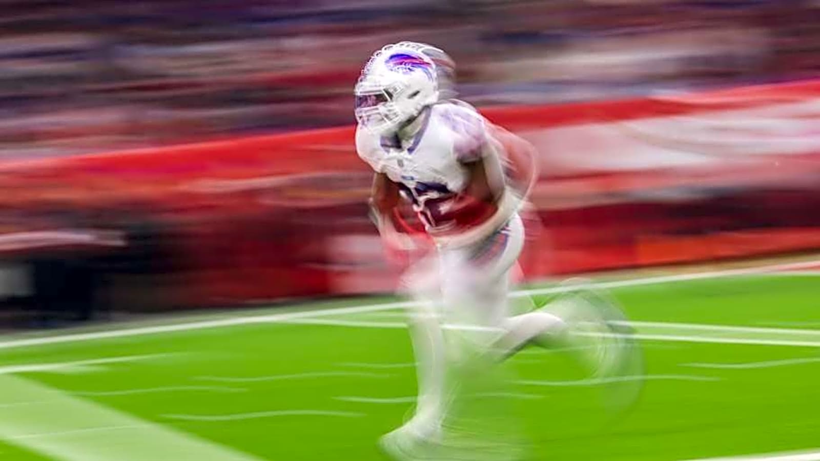 Two Unique Touchdowns Headline Bills' Best Plays of 2025