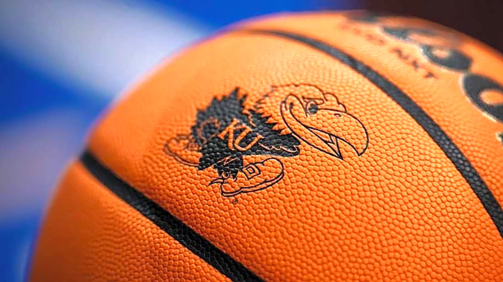 Pair of Top Kansas Basketball Recruiting Targets Sign Deal with Nike