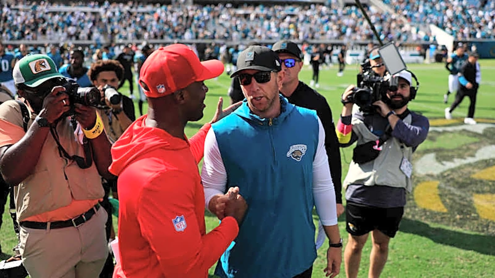 Former Jaguars RB Claimed by Rival Texans