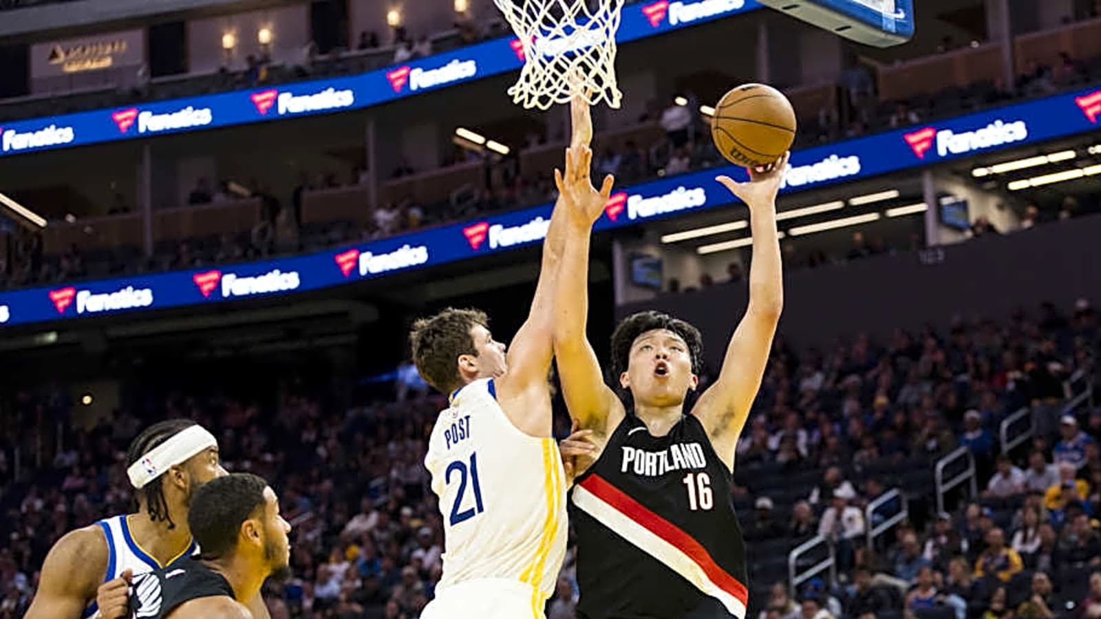 Blazers Rookie Yang Hansen Hilariously Trolls Himself