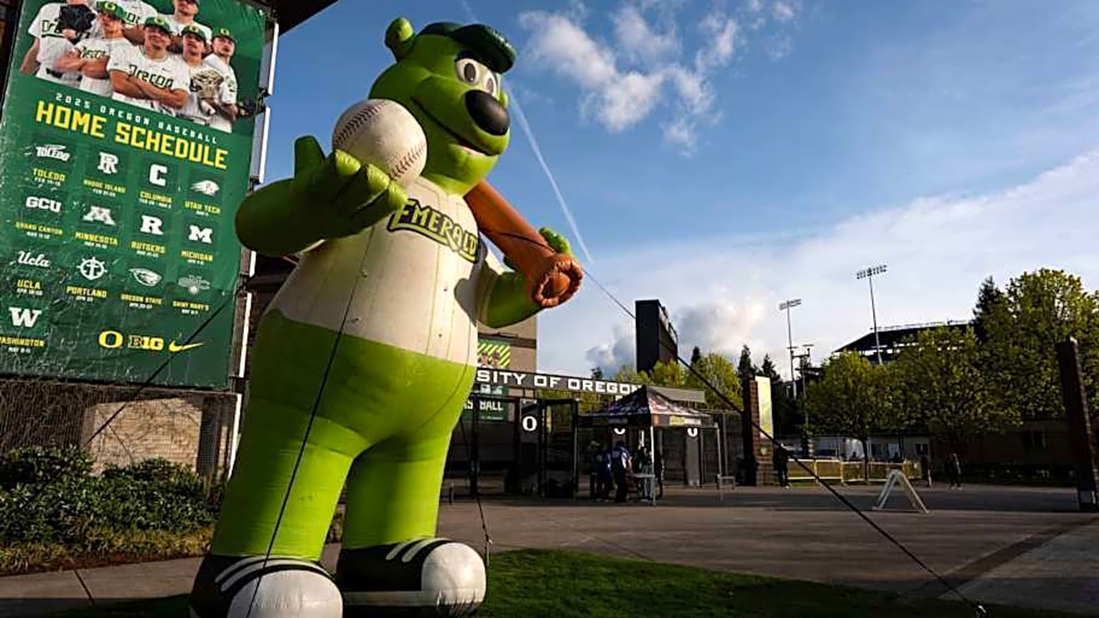 Giants Minor League Pitching Prospect records 14 Strikeouts for the Eugene Emeralds