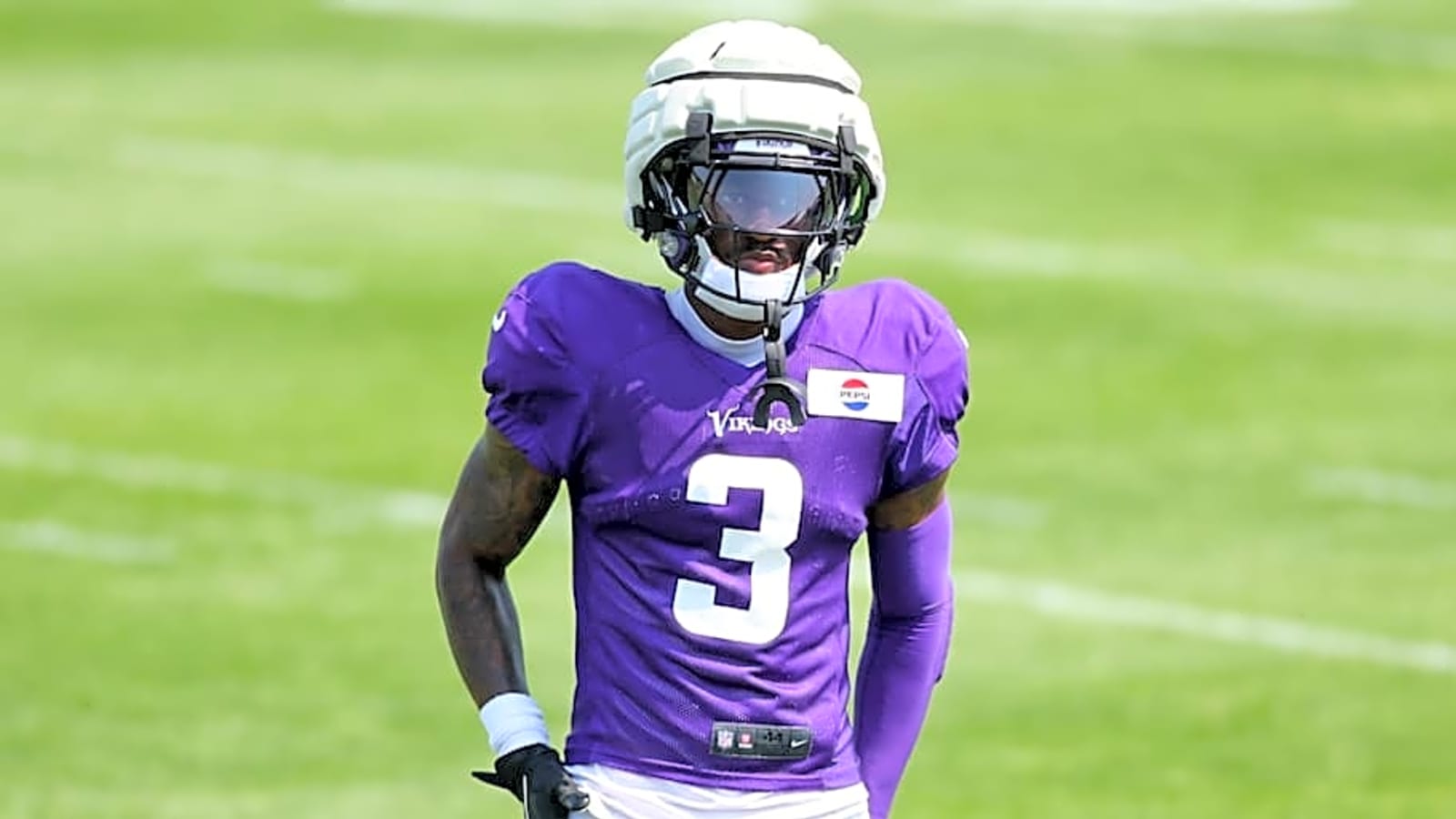 Addison, Felton exit practice early as Vikings&#39; WR injury woes deepen
