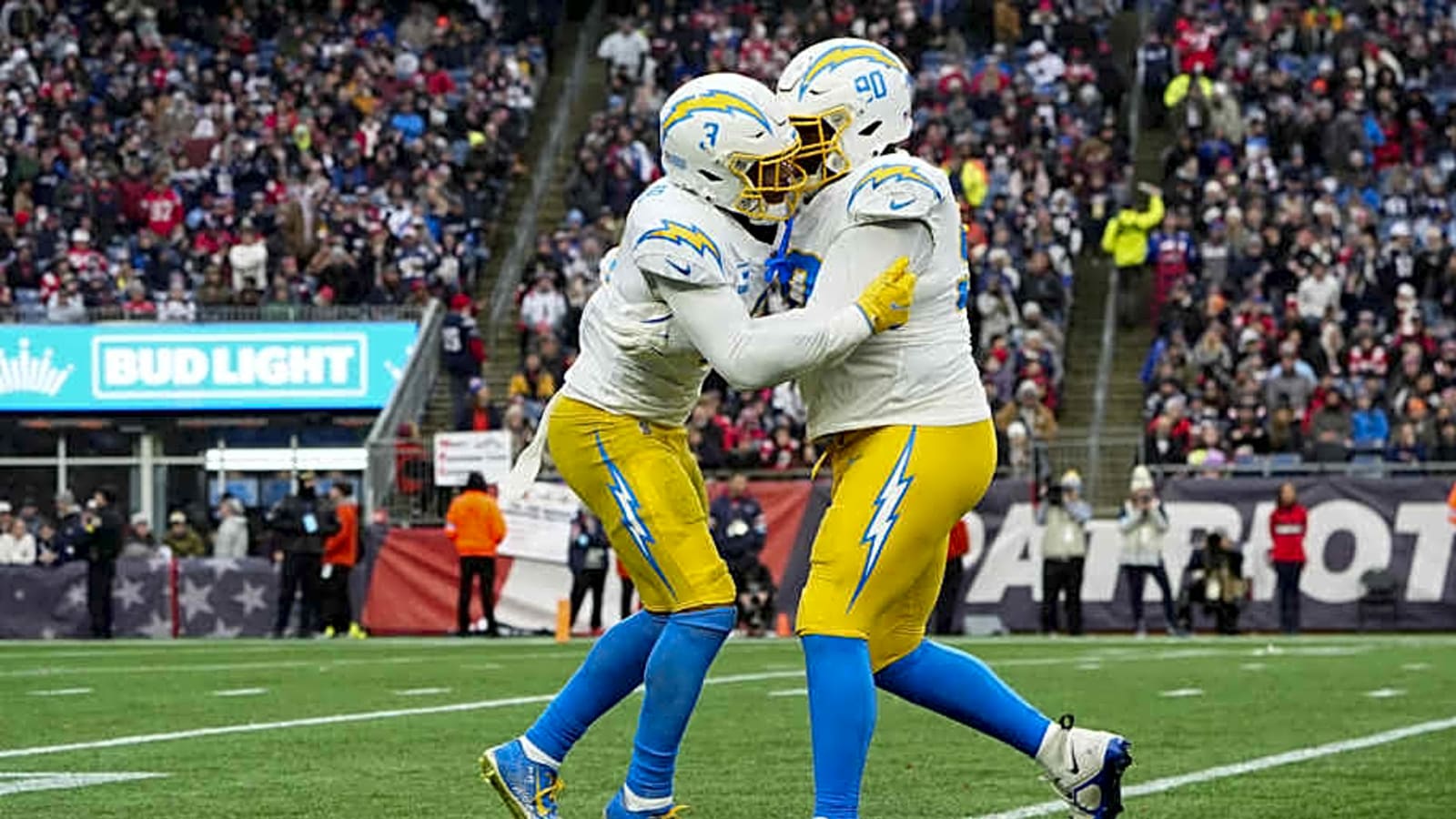 Derwin James gave glowing endorsement to Chargers&#39; standout UDFA