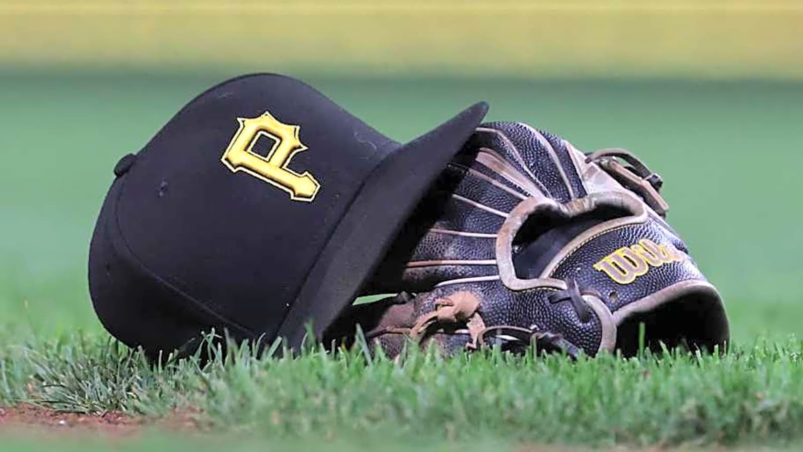 Pirates World Series Champion Dies at 97
