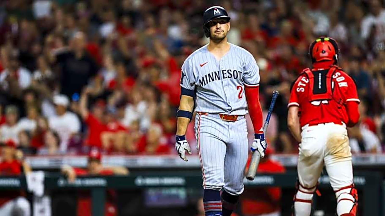 Twins drop back and forth battle against Reds, losing streak now at five