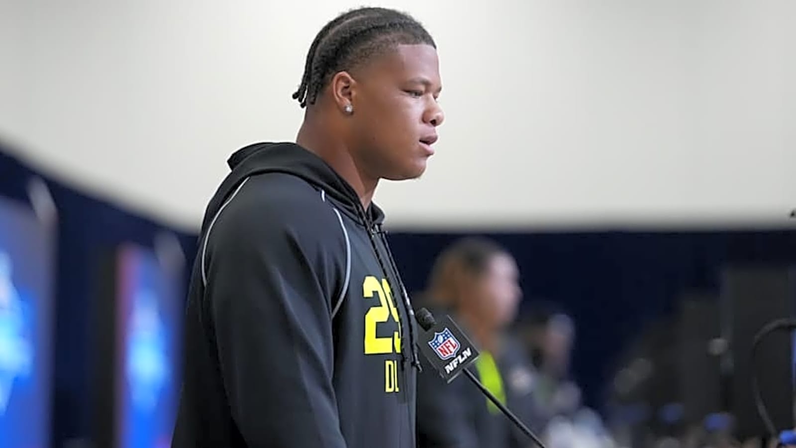 Bears predicted to draft Clemson prospect to bolster key position of need