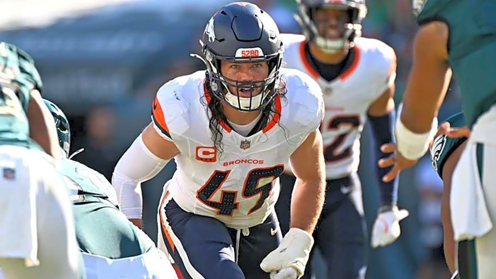 Broncos Lock In Alex Singleton: Contract Details & Grade