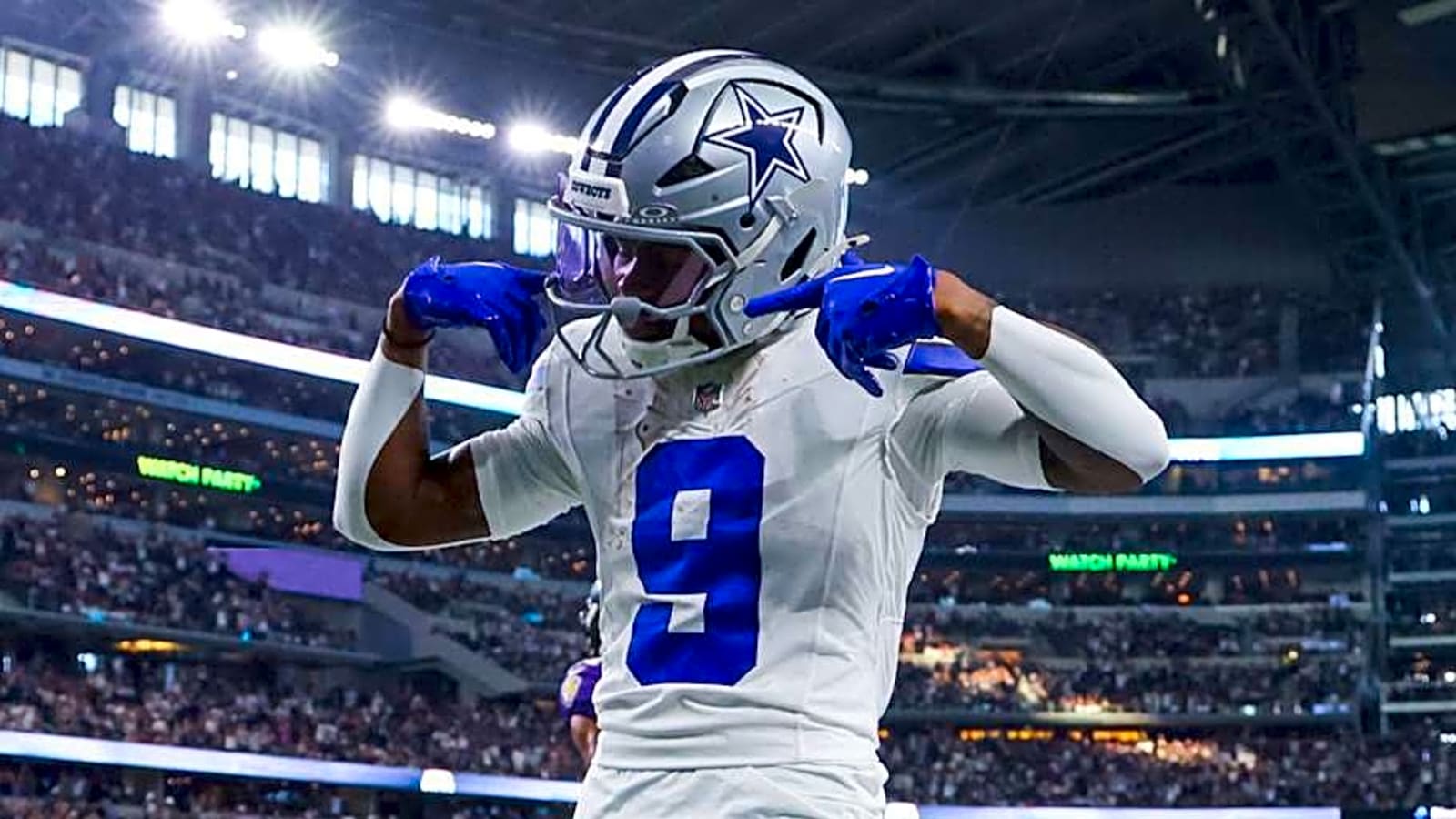 Cowboys&#39; dynamic playmaker named top fantasy football sleeper for 2025