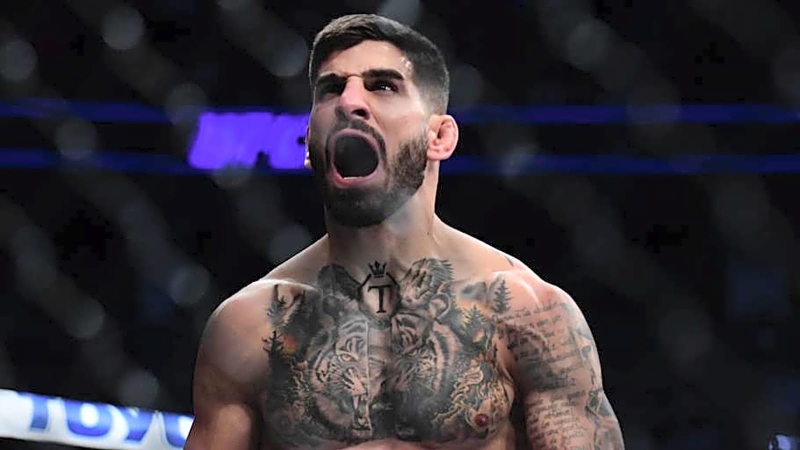Ilia Topuria shows off lightweight physique during camp for UFC 317 title fight